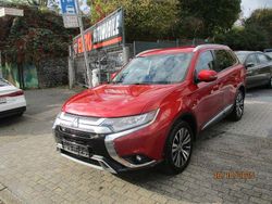 Rot Gebraucht 2019 Mitsubishi Outlander Plus SUV | 18.999 € (Superpreis)