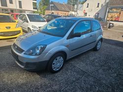 Silber Gebraucht 2006 Ford Fiesta Ambiente Kleinwagen | 2.799 € (Fairer Preis)