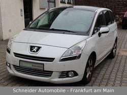 Weiß Gebraucht 2010 Peugeot 5008 Van / Kleinbus | 4.900 € (Fairer Preis)