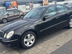 Schwarz Gebraucht 2005 Mercedes E280 Avantgarde Limousine | 4.200 € (Guter Preis)