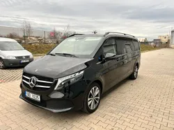 Schwarz Gebraucht 2023 Mercedes V300 Van / Kleinbus | 65.000 € (Fairer Preis)
