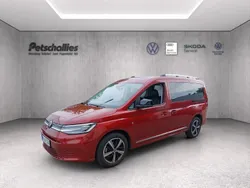 Rot Gebraucht 2023 VW Caddy Maxi Style Van / Kleinbus | 39.990 € (Etwas zu teuer)