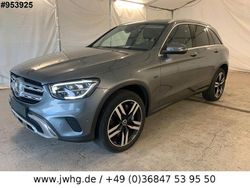 Grau Gebraucht 2020 Mercedes GLC300e AMG SUV | 32.950 € (Guter Preis)