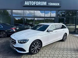Polarweiss Gebraucht 2022 Mercedes E300 Avantgarde Kombi | 26.890 € (Fairer Preis)