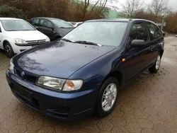 Blau Gebraucht 1998 Nissan Almera Kleinwagen | 850 € (Fairer Preis)