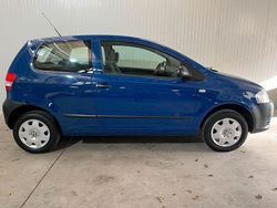Blau Gebraucht 2008 VW Fox Basis Kleinwagen | 1.999 € (Fairer Preis)