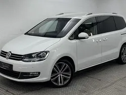 Weiß Gebraucht 2018 VW Sharan Highline Van / Kleinbus | 19.400 € (Etwas zu teuer)