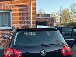 Schwarz Gebraucht 2005 VW Golf V Edition Kleinwagen | 4.250 € (Etwas zu teuer)