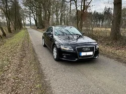 Schwarz Gebraucht 2010 Audi A4 Limousine | 8.599 € (Fairer Preis)
