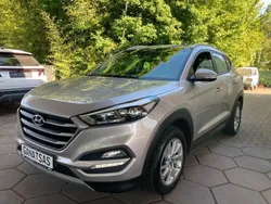 White sand / met Gebraucht 2016 Hyundai Tucson Advantage SUV | 14.490 € (Fairer Preis)