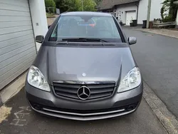 Grau Gebraucht 2011 Mercedes A160 Elegance Van / Kleinbus | 2.300 € (Superpreis)