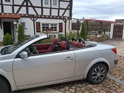 Silber Gebraucht 2005 Renault Mégane Cabriolet Dynamique Cabrio | 1.700 € (Guter Preis)