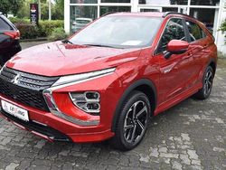 Rot Gebraucht 2024 Mitsubishi Eclipse Cross Select SUV | 32.990 € (Teuer)