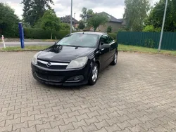 Schwarz Gebraucht 2007 Opel Astra Cabriolet Edition Cabrio | 2.800 € (Etwas zu teuer)