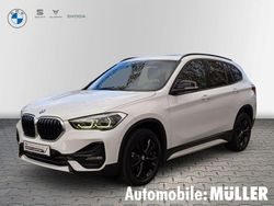 Weiss Gebraucht 2021 BMW X1 Sport Line SUV | 29.850 € (Etwas zu teuer)