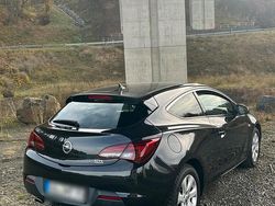 Schwarz Gebraucht 2014 Opel Astra GTC | 6.800 € (Guter Preis)