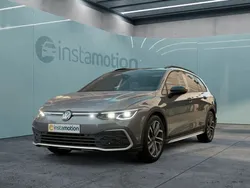 Grau Gebraucht 2024 VW Golf Alltrack Style Kombi | 38.651 €