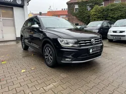 Deep black perleffekt Gebraucht 2020 VW Tiguan Allspace Comfortline SUV | 25.550 € (Etwas zu teuer)