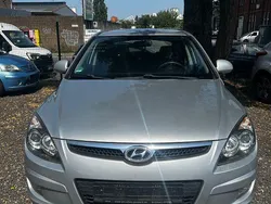 Silber Gebraucht 2009 Hyundai i30 Edition+ Limousine | 3.999 € (Guter Preis)