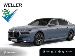 Grau Gebraucht 2024 BMW i7 Comfort Edition Limousine | 87.850 €