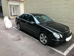 Schwarz Gebraucht 2004 Mercedes E280 Avantgarde Limousine | 5.500 €