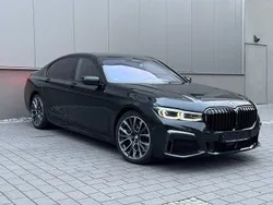 Schwarz Gebraucht 2019 BMW 750 Executive Limousine | 56.600 € (Fairer Preis)