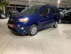 Ozean blau Gebraucht 2023 Opel Combo Life Edition Van / Kleinbus | 20.490 € (Fairer Preis)