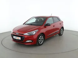 Rot Gebraucht 2018 Hyundai i20 Style Limousine | 9.760 € (Fairer Preis)