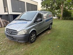 Silber Gebraucht 2010 Mercedes Vito Van / Kleinbus | 5.500 €