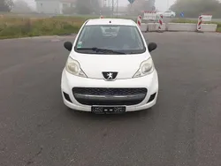 Weiß Gebraucht 2009 Peugeot 107 Filou Kleinwagen | 690 € (Superpreis)