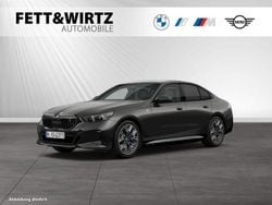 Sophistograu brillanteffekt metallic Gebraucht 2024 BMW i5 M Sport Limousine | 59.800 €