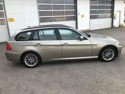Beige Gebraucht 2009 BMW 320 Kombi | 5.200 € (Fairer Preis)