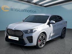 Grau Gebraucht 2024 BMW iX2 M Sport SUV | 53.799 €
