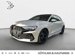 Grün Neu 2025 Audi RS3 Sportback Sport Kleinwagen | 76.990 €