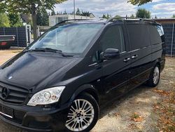 Schwarz Gebraucht 2011 Mercedes Viano Van / Kleinbus | 13.800 € (Fairer Preis)