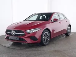 Rot Gebraucht 2023 Mercedes A180 Kleinwagen | 28.450 € (Fairer Preis)