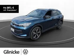 Blau Gebraucht 2024 VW Tiguan Life SUV | 39.970 € (Fairer Preis)