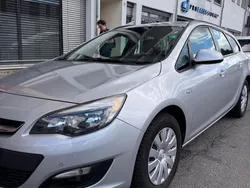 Silber Gebraucht 2016 Opel Astra Active Kombi | 4.500 € (Superpreis)