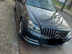 Schwarz Gebraucht 2013 Mercedes C220 Kombi | 11.000 € (Etwas zu teuer)