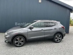Grau Gebraucht 2020 Nissan Qashqai N-Connecta SUV | 18.900 € (Fairer Preis)