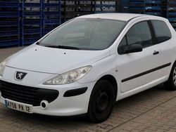 Weiß Gebraucht 2006 Peugeot 307 Van | 2.380 €