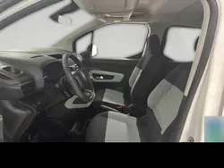 Weiß Gebraucht 2020 Citroën Berlingo Live Van / Kleinbus | 15.166 € (Fairer Preis)
