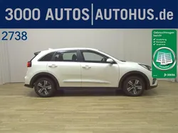 Ud schneeweiss Gebraucht 2021 Kia Niro Edition 7 SUV | 18.480 € (Fairer Preis)