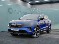 Blau Gebraucht 2023 Renault Austral Equilibre SUV | 27.144 € (Fairer Preis)