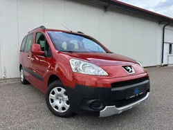 Orange Gebraucht 2009 Peugeot Partner Tepee Tendance Van / Kleinbus | 5.499 € (Fairer Preis)