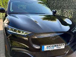 Schwarz Gebraucht 2022 Ford Mustang Mach-E SUV | 29.500 € (Superpreis)