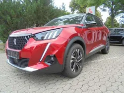 Rot Gebraucht 2022 Peugeot 2008 GT SUV | 21.890 € (Fairer Preis)