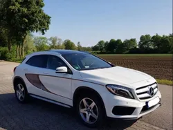 Mercedes GLA220