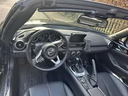 Schwarz Gebraucht 2019 Mazda MX5 Sports-Line Cabrio | 23.500 € (Guter Preis)