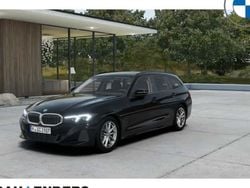 Schwarz uni Neu 2025 BMW 318 Sport Line Kombi | 34.880 € (Superpreis)